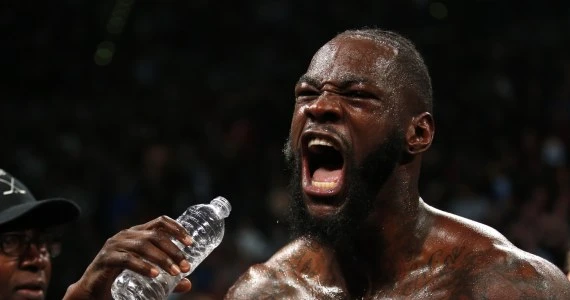Deontay Wilder się nie zatrzymuje. Atakuje Hearna i Mayweathera