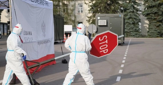 Aplikacja STOP COVID pozwala zapisać się na test