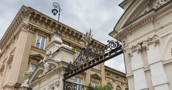 Uniwersytet Warszawski informuje o 