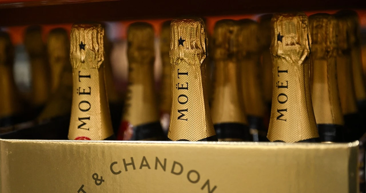 Kiedy bąbelki nie wystarczą, luksusowy sektor liczy straty. Moët zwolni 1200 pracowników
