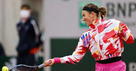French Open. Azarenka naciskała na przerwanie meczu z powodu zimna