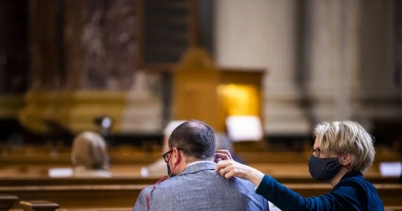 Koronawirus w kościołach w Wielkopolsce. Apel do wiernych