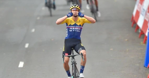 Vuelta a Espana. Primoż Roglicz wygrał pierwszy etap