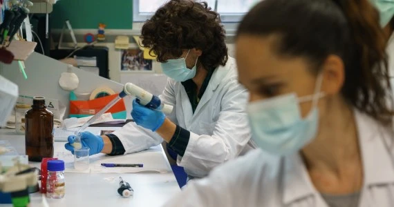 Pandemia koronawirusa. Czy SARS-CoV-2 szybko uzyska oporność na szczepionkę?