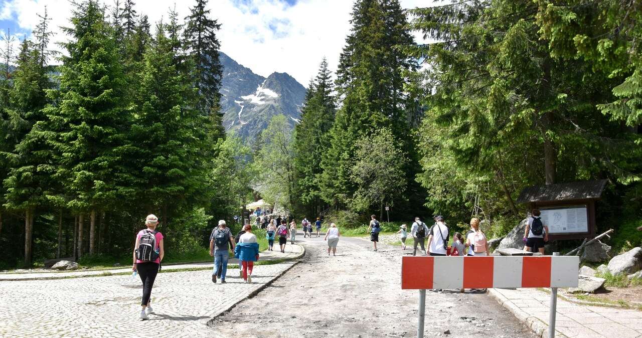 Utrudnienia na szlaku na Morskie Oko. 