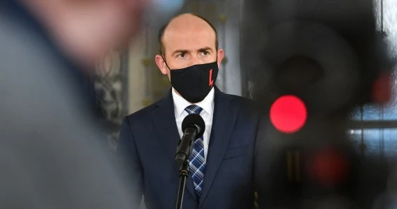 Epidemia koronawirusa. Premier zaprasza, opozycja odpowiada