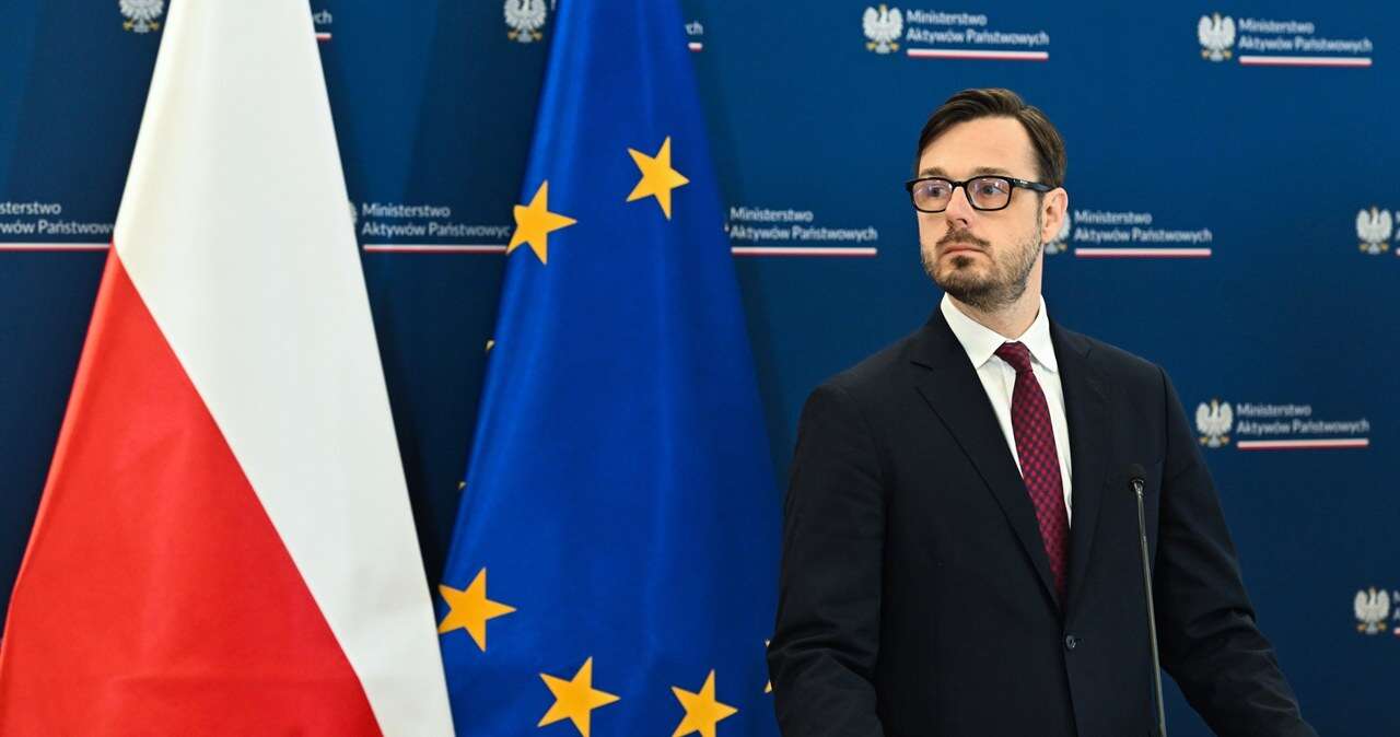 Minister aktywów po odwołaniu prezesa LOT. 