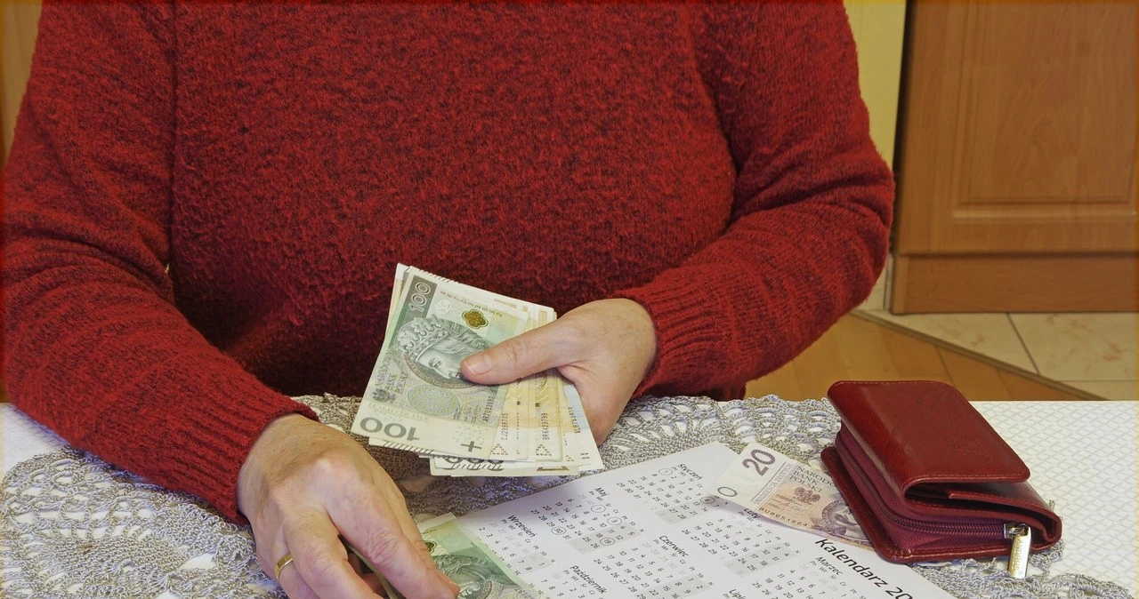 Ważne zmiany dla emerytów już obowiązują. 630 zł więcej
