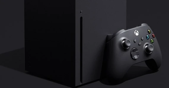 Dymiący się Xbox Series X to jednak nie fake? Poszkodowany skomentował medialne doniesienia