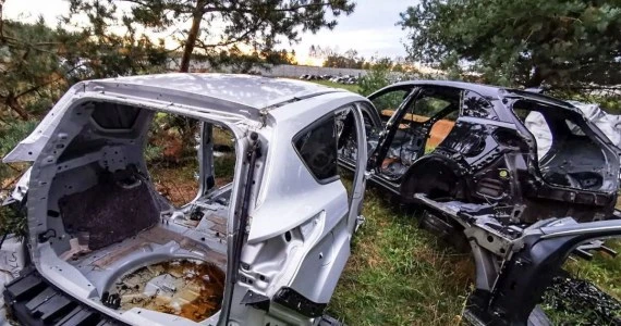 Mocne uderzenie w złodziei i paserów samochodów