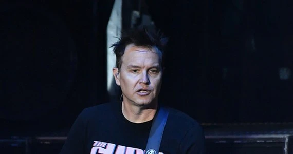 Mark Hoppus (Blink-182) walczy z rakiem. 