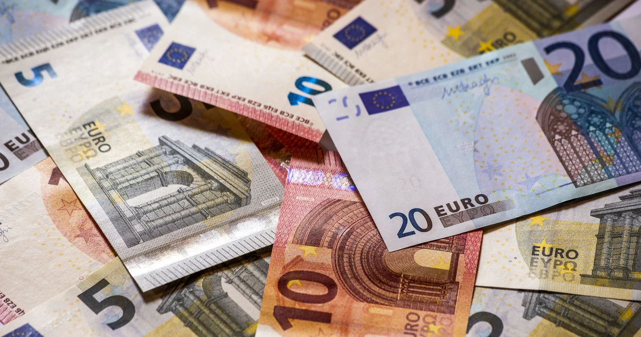 Wakacyjne prognozy dla euro i dolara. Czy w lecie skończy się spokój na rynku walutowym?
