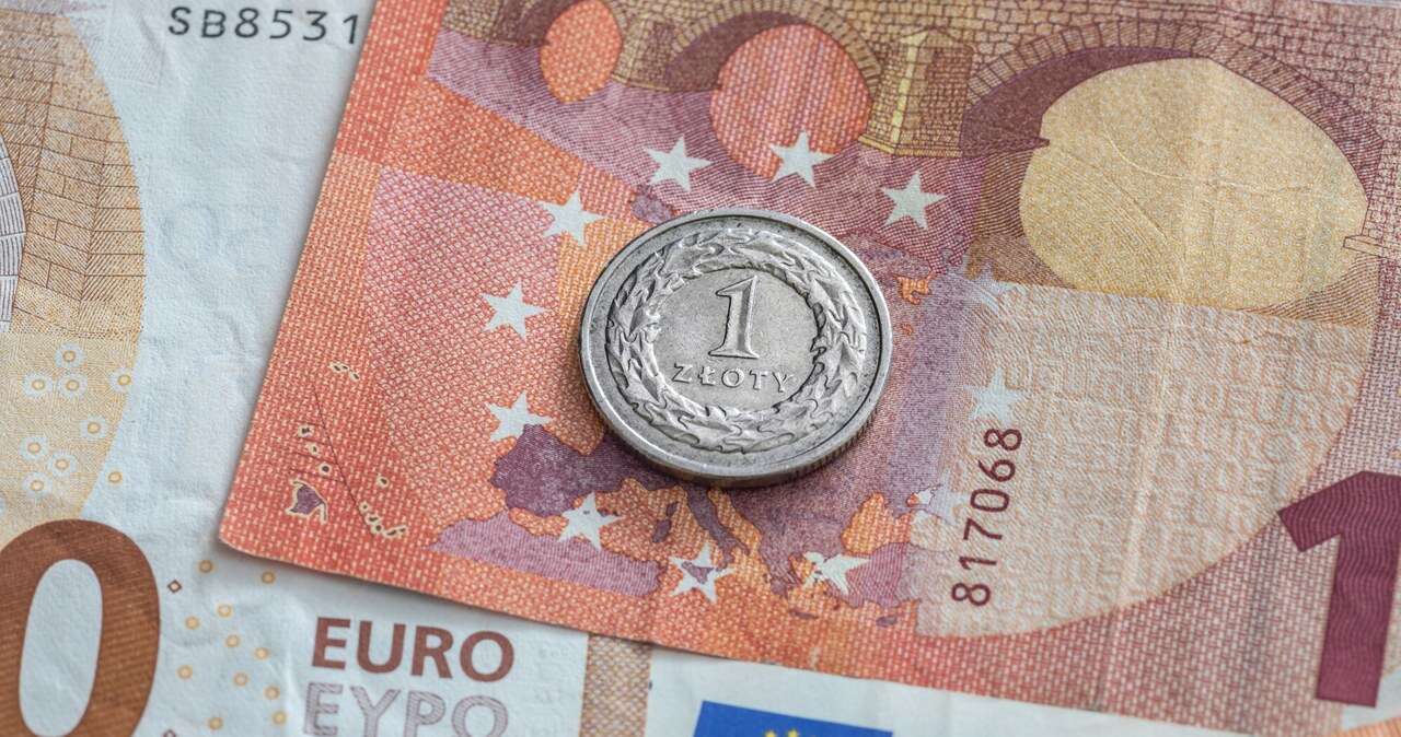 Kursy walut. Ile kosztują dolar, euro i frank szwajcarski we wtorek, 27 sierpnia?