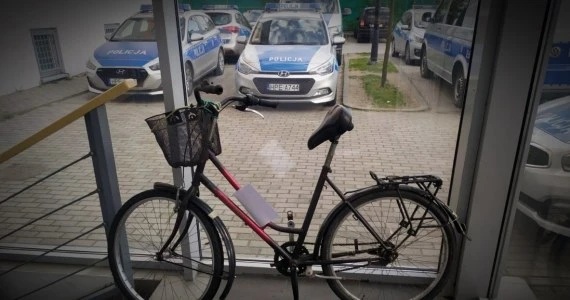 Pijany jechał kradzionym rowerem po drodze ekspresowej