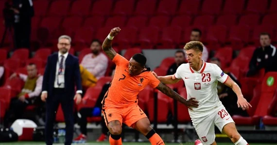 Reprezentacja Polski. Hajto: Przestańmy liczyć na Piotra Zielińskiego. Hertha dziwi się Piątkowi