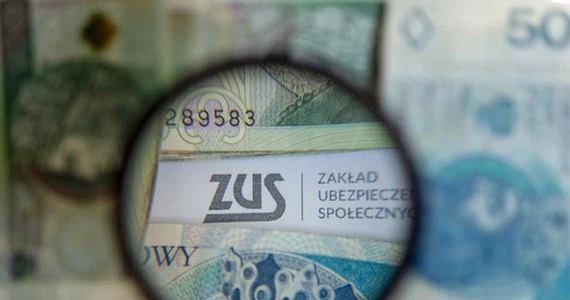 ZUS: Od marca przybyło 150 tys. dłużników