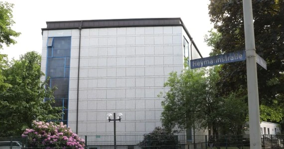 Niemcy: Atak w pobliżu synagogi w Hamburgu