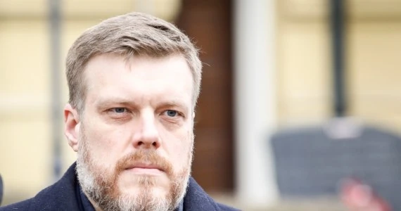 Adrian Zandberg: PSL zaangażowało się w obronę sprawy, której nie warto bronić