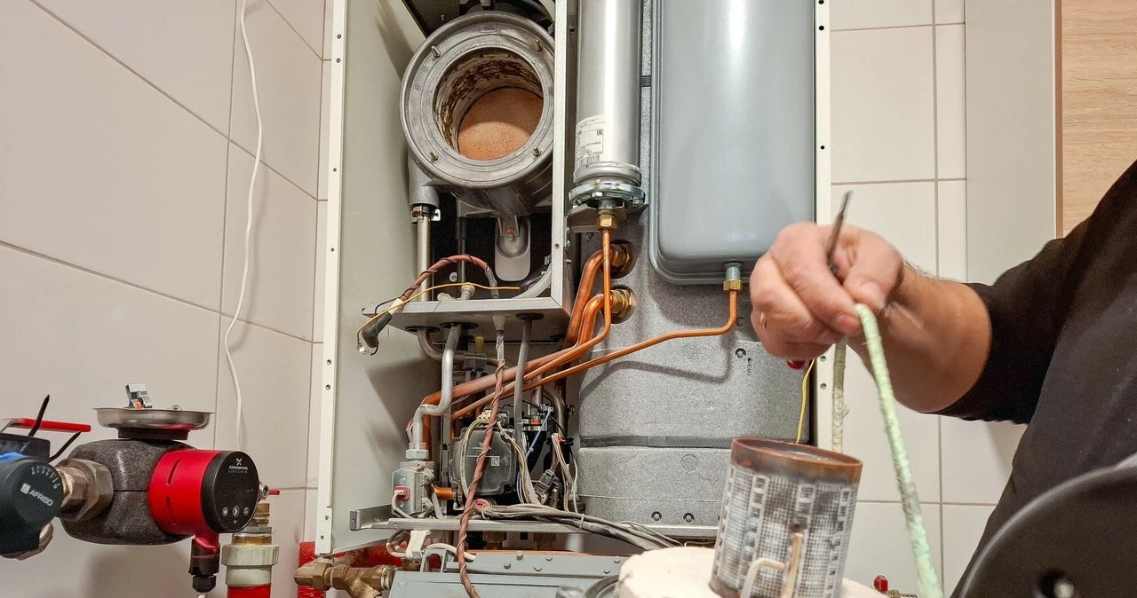 Polacy muszą zlikwidować piece na gaz? KE opublikowała nowe wytyczne