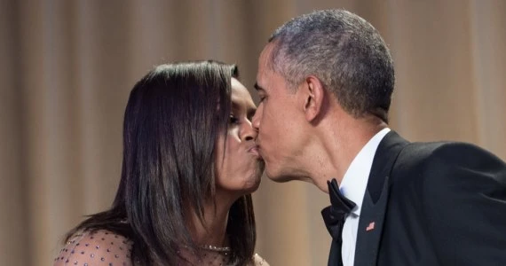 Michelle i Barack Obama świętują rocznicę ślubu