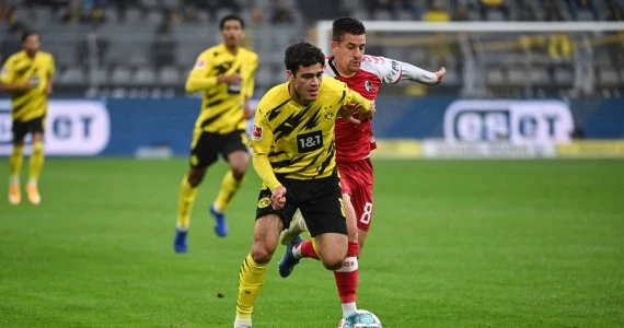 Borussia Dortmund. Giovanni Reyna przedłużył kontrakt z klubem