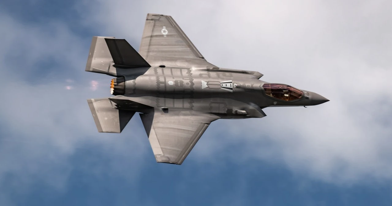 Tajne dane dotyczące amerykańskich F-35 i F-15 w sieci. Winna Rosja?