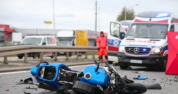 Tragiczne wypadki motocyklistów. Jeżdżą bez kasków...