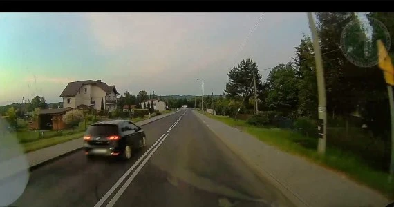 Wyprzedził radiowóz ITD i pognał dalej. Mylił się, że nic mu nie grozi