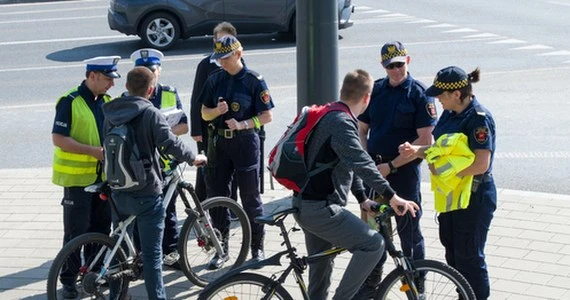 Dlaczego rowerzyści nie dostają mandatów?
