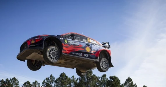 Rajdowe MŚ. Na Sardynii wygrana Sordo, Kajetanowicz drugi w WRC 3