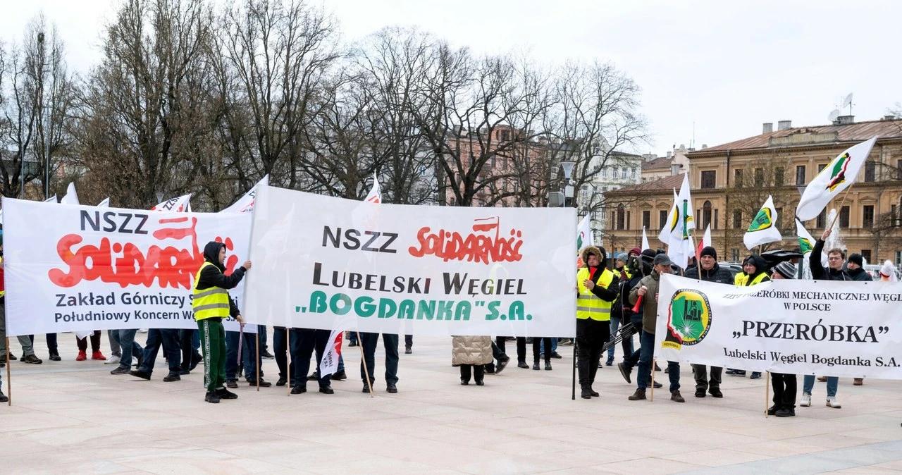 Górnicy protestowali w obronie Bogdanki. Przygotowali listę dla Donalda Tuska