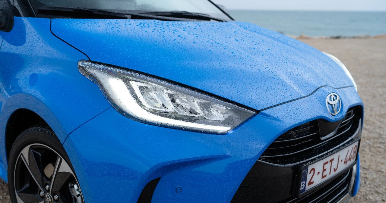 Toyota Yaris dominuje. To najczęściej kupowane auto miejskie
