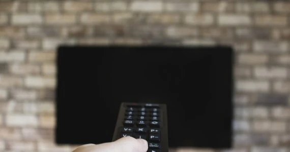 Oszuści sprzedają fałszywe gadżety telewizyjne