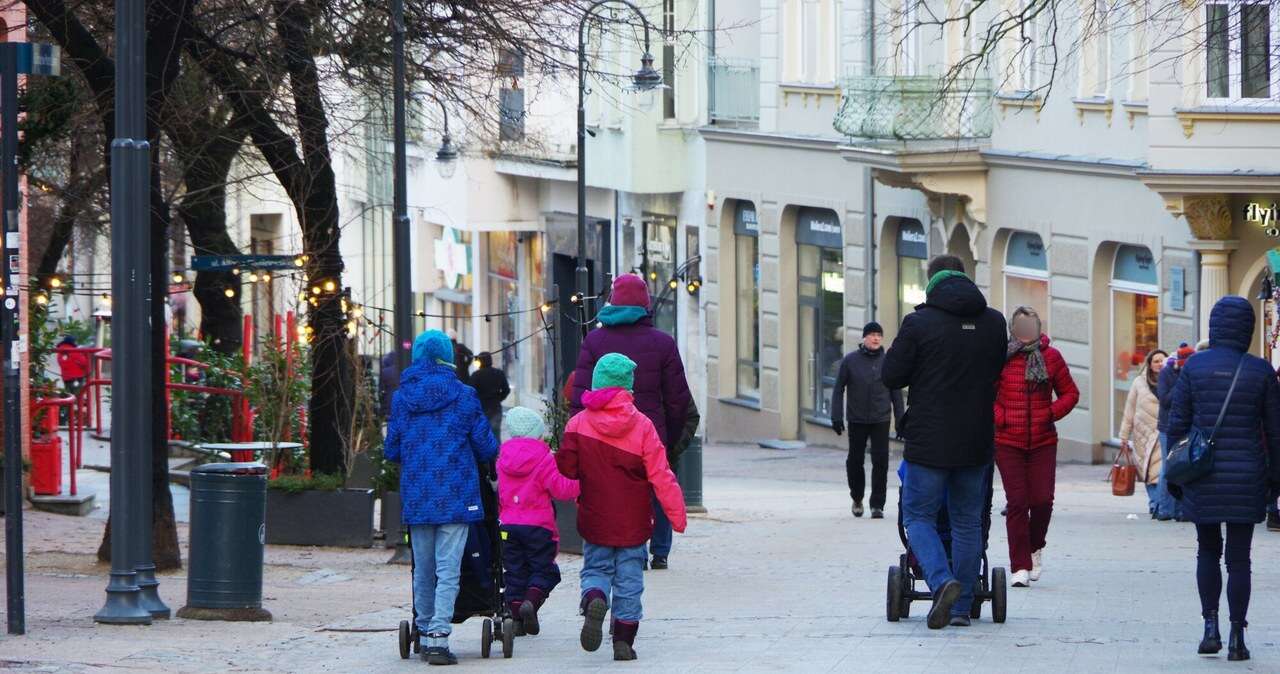 Od 1 listopada nowe świadczenie. Niektórzy dostaną 1000 zł miesięcznie