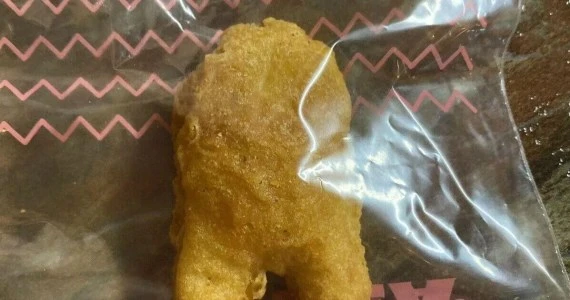 Kurczak z McDonald's przypominający postać z gry sprzedany na aukcji za ogromne pieniądze