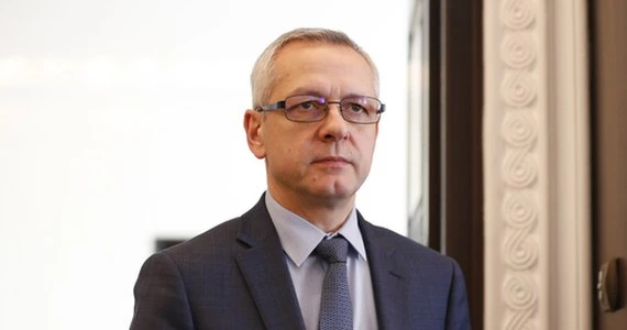 Rząd: Za mało Polaków ma aplikację STOP COVID