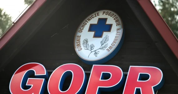 GOPR i strażacy poszukiwali w Beskidach 71-letniej kobiety. Wróciła sama