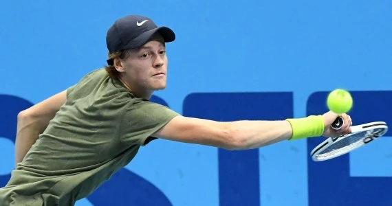 Turniej ATP w Sofii. Sinner i Pospisil w finale
