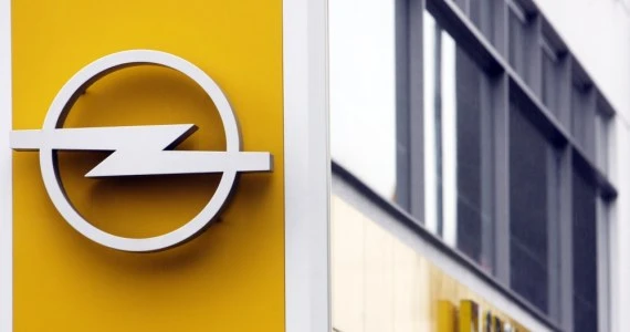 Gliwicka fabryka Opla zakończyła produkcję Opla Astry Sedan