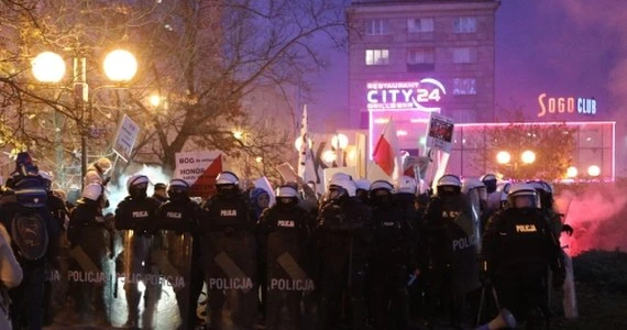 Sąd okręgowy utrzymał zakaz organizacji Marszu Niepodległości