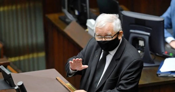 Spięcie w Sejmie w sprawie dodatków dla lekarzy. Kaczyński ostro