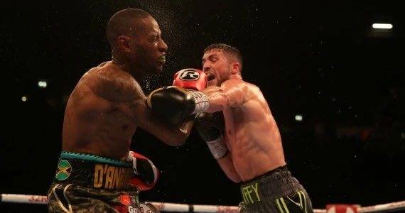 Boks. Ciężki Gorman na punkty, Williams zdemolował Robinsona