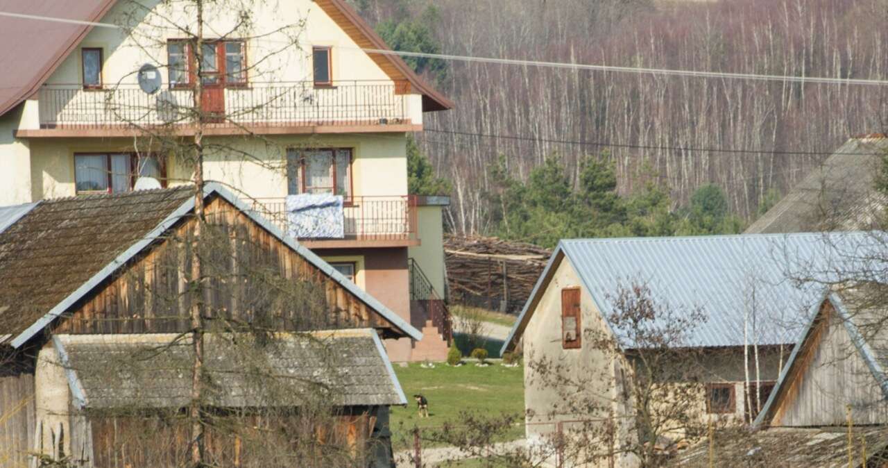 Pustostanów na wsiach z każdym rokiem coraz więcej. 