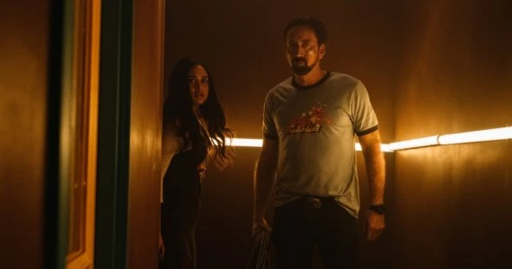 Nicolas Cage walczy z pluszakami w krwawym teaserze filmu „Willy’s Wonderland”