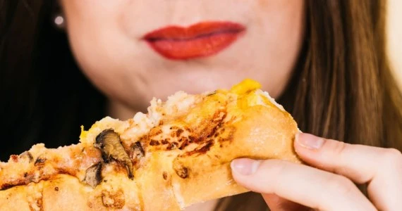 Naukowcy udowodnili, że aby dłużej żyć, trzeba mniej jeść