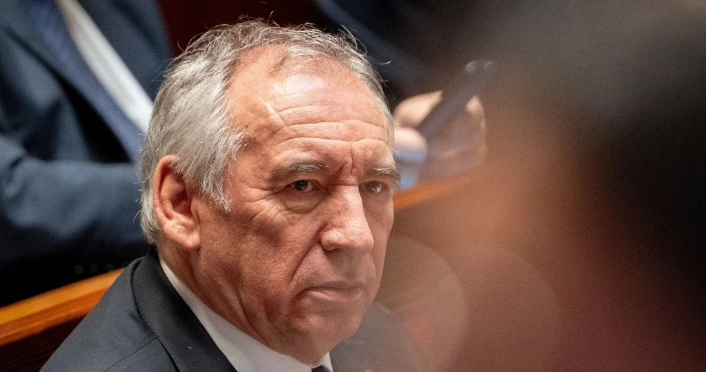 Francuzi mają już dość. Żądają zmiany władzy i nowych wyborów