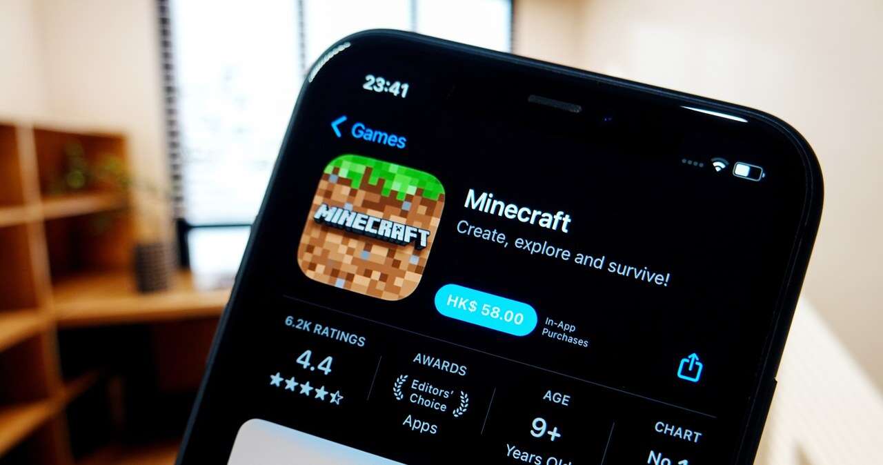 Minecraft na telefon. Czy da się zainstalować grę na smartfonie?