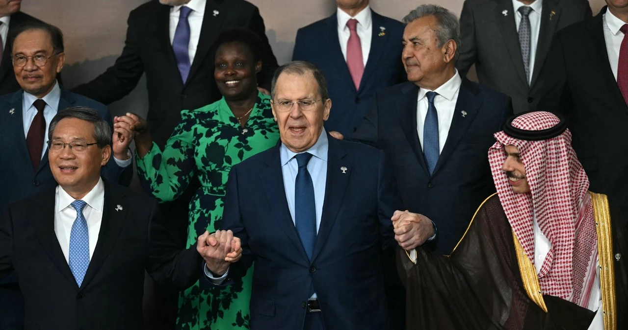 Państwa grupy BRICS krytykują politykę celną Trumpa. 