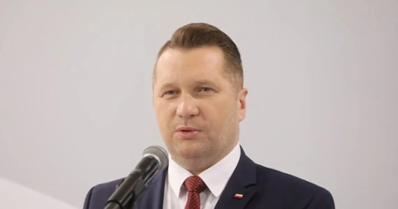 Edukacja zdalna w klasach I-III? Przemysław Czarnek: Nic nie wykluczamy