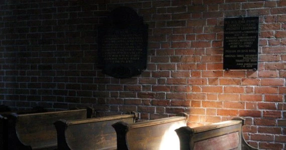 Kołobrzeg: Sanepid poszukuje uczestników mszy